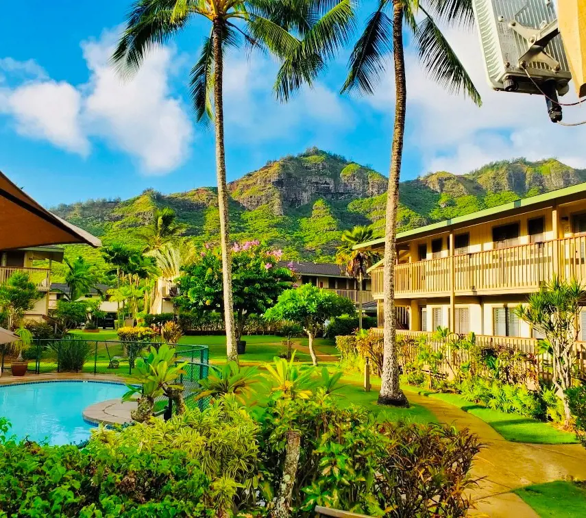 The scenic beauty of Hawaii as seen from The Kauai Inn premise